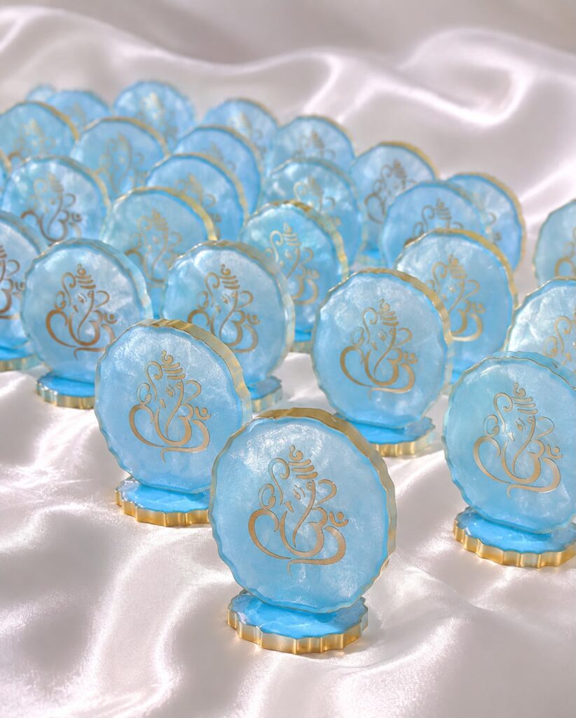 Resin Ganesh Tabletop Gift / Car Dashboard - 25 Pcs
